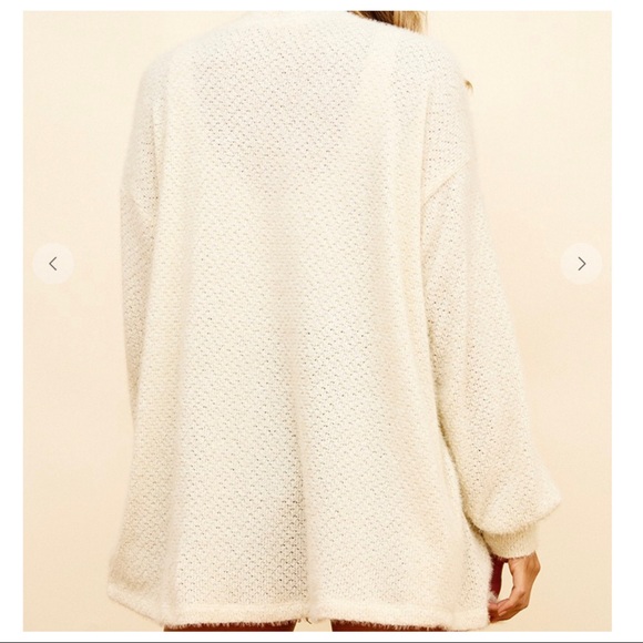 ✨LAST ONE✨Winter White Boho chic Fabulous Soft Fuzzy Knit Cardigan - Picture 7 of 7